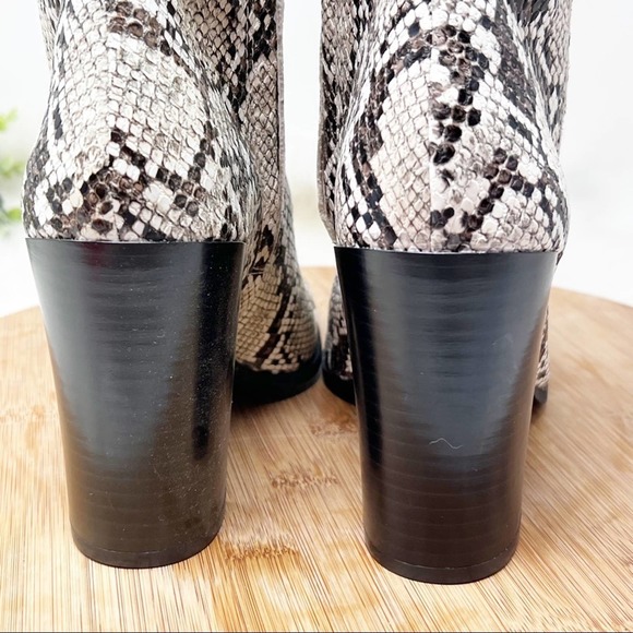 Kenneth Cole Justin Snake Skin Knee High Boots white and black size 6 - Picture 3 of 10